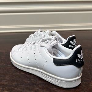Adidas Stan Smith Shoes. White with black back.